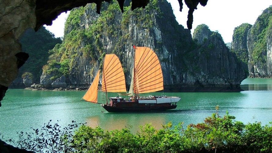 halong-bay